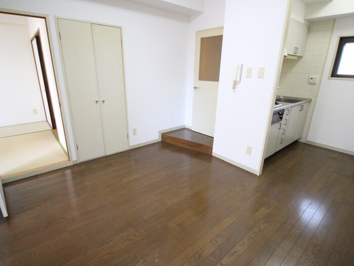 コアロ－ド鷹ヶ峰の物件内観写真