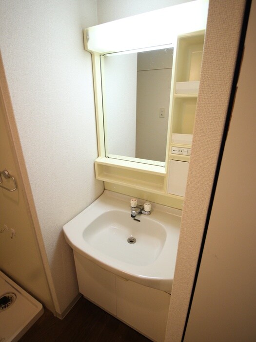 コアロ－ド鷹ヶ峰の物件内観写真