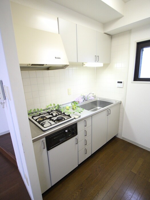 コアロ－ド鷹ヶ峰の物件内観写真