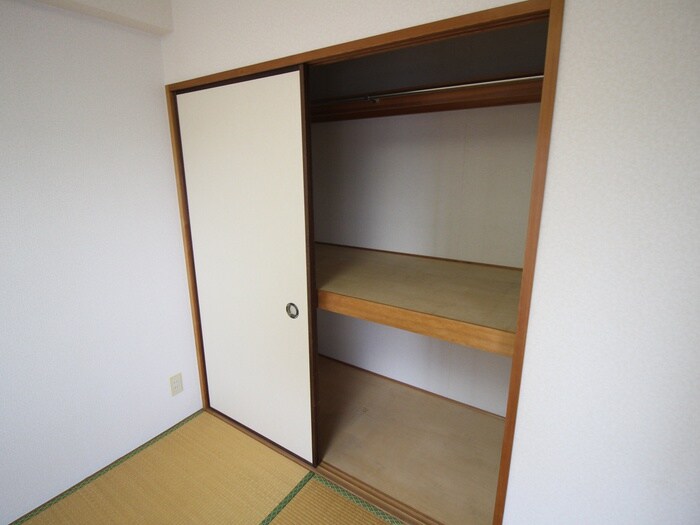 コアロ－ド鷹ヶ峰の物件内観写真