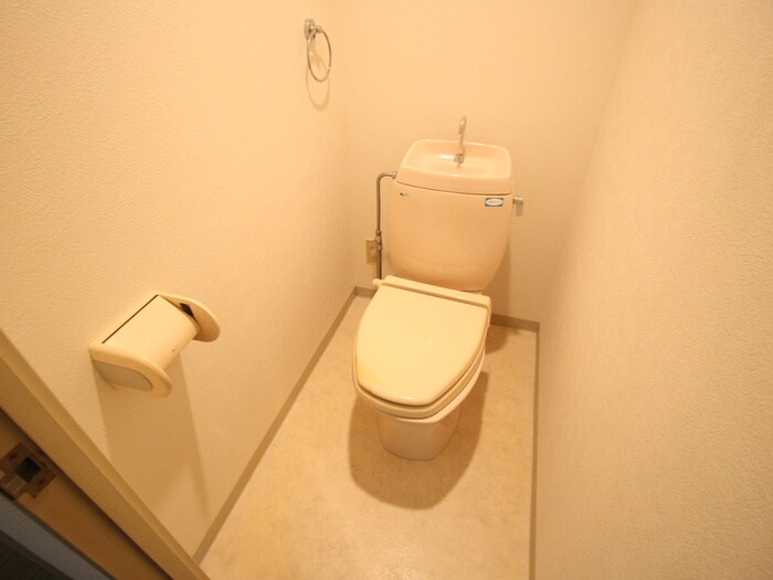 コアロ－ド鷹ヶ峰の物件内観写真