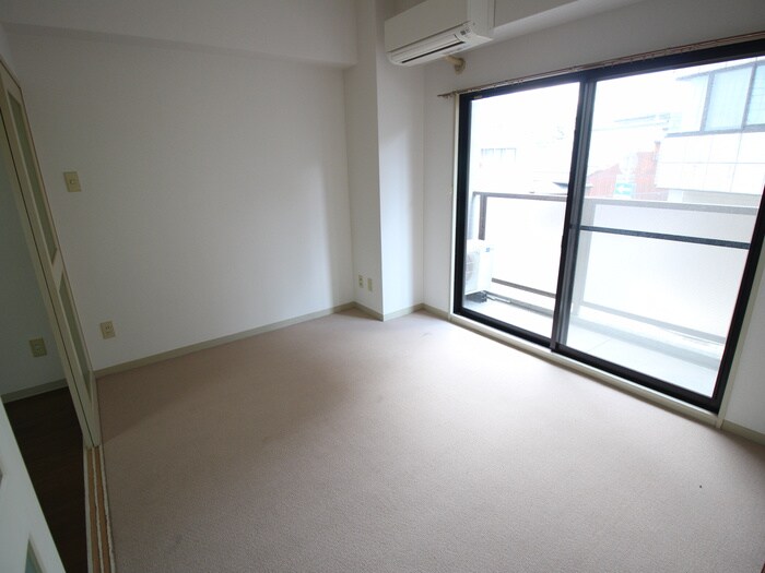 コアロ－ド鷹ヶ峰の物件内観写真