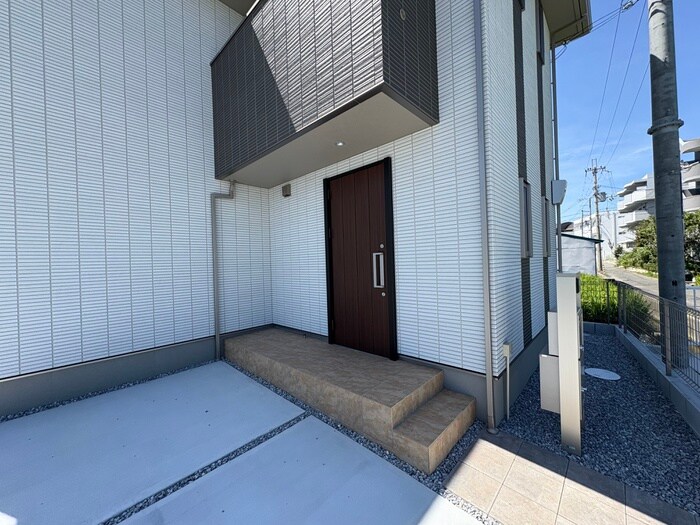 ベルリード南茨木A棟の物件外観写真