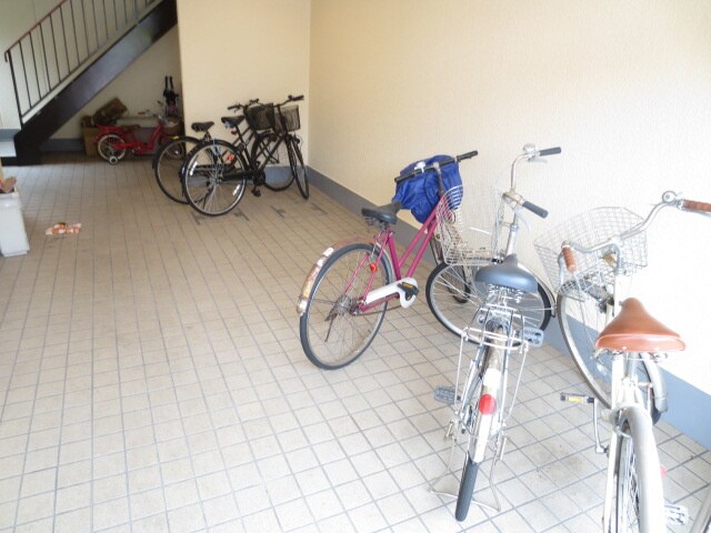 グランドライズリブの物件外観写真