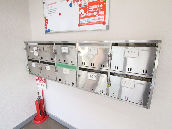 メゾンド－ル桑野の物件外観写真