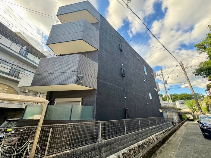 ＧＫレジデンス清荒神の物件外観写真