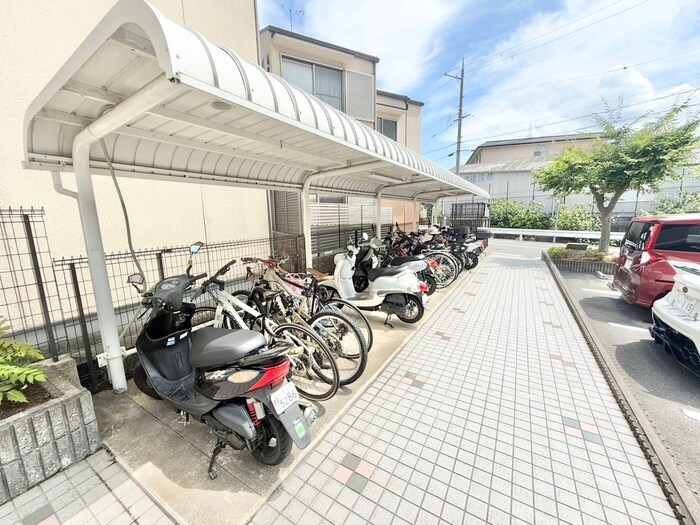 ラポ－ト曽谷の物件外観写真