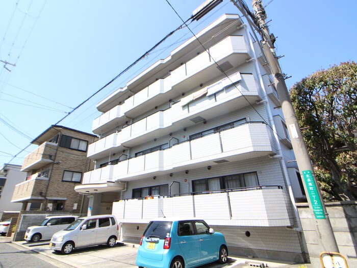 コッツ　ウォルドの物件外観写真