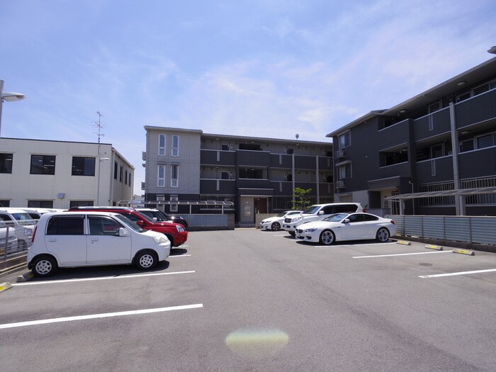 マーレ　フィールドⅠの物件外観写真