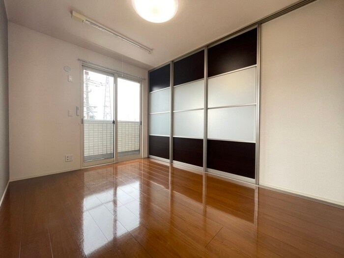 鳥羽リョウコウの物件内観写真