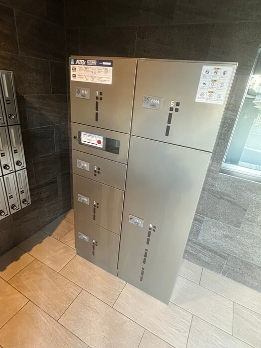 ｸﾛｰﾊﾞｰ・ﾚｼﾞﾃﾞﾝｽ京都西大路の物件外観写真