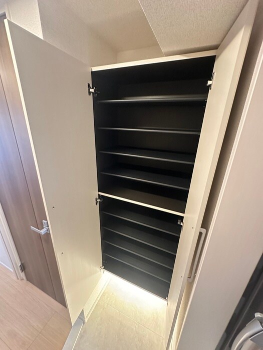 ｸﾛｰﾊﾞｰ・ﾚｼﾞﾃﾞﾝｽ京都西大路の物件内観写真