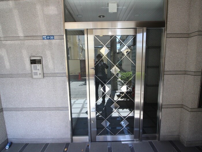 ラトゥ－ル守口　2番館の物件外観写真