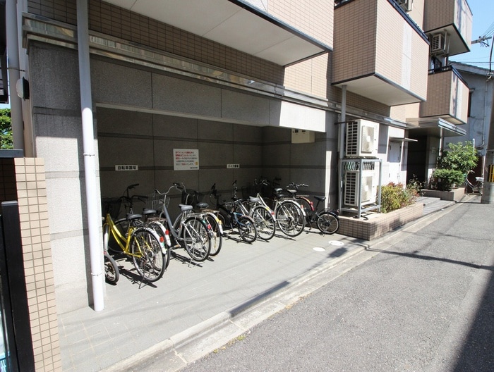 ラトゥ－ル守口　2番館の物件外観写真