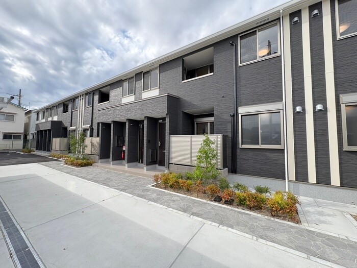 ブルースカイの物件外観写真