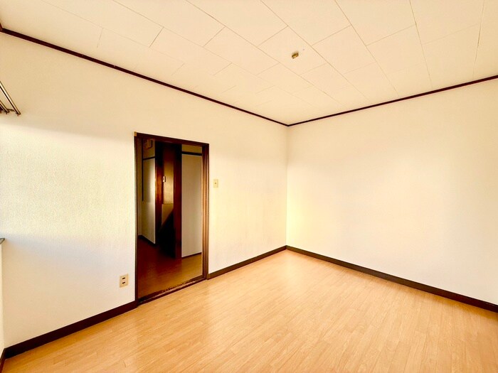 西村貸家の物件内観写真