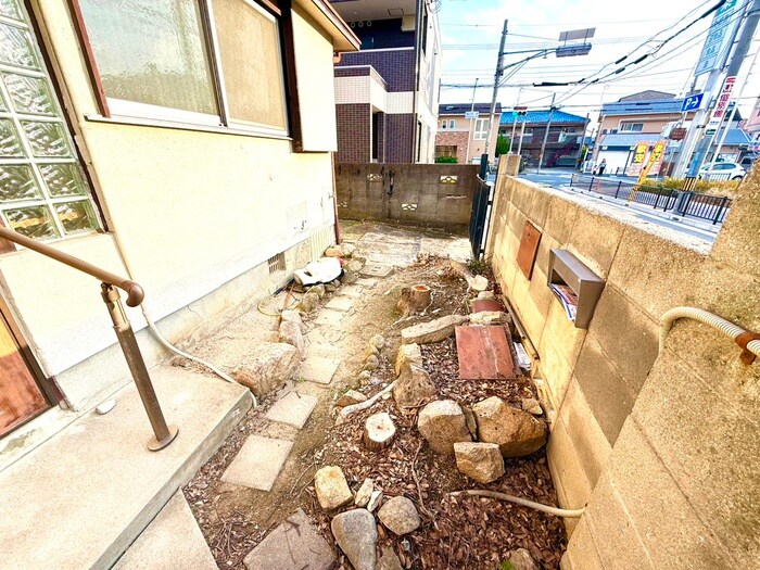 西村貸家の物件外観写真