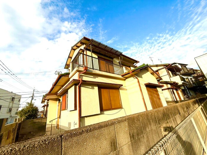 西村貸家の物件外観写真