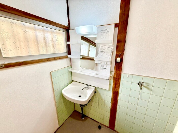 西村貸家の物件内観写真