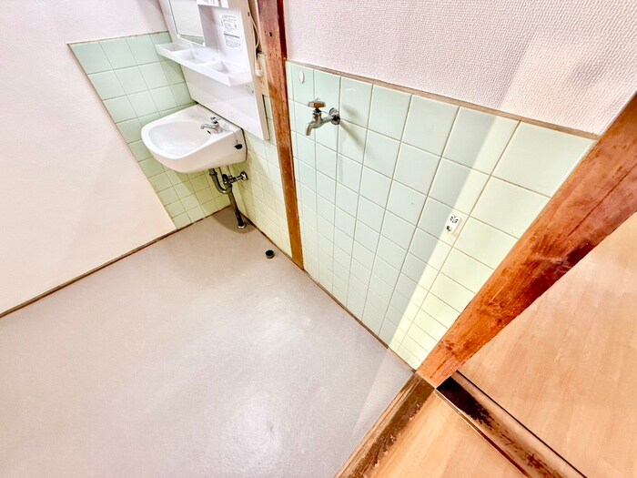 西村貸家の物件内観写真