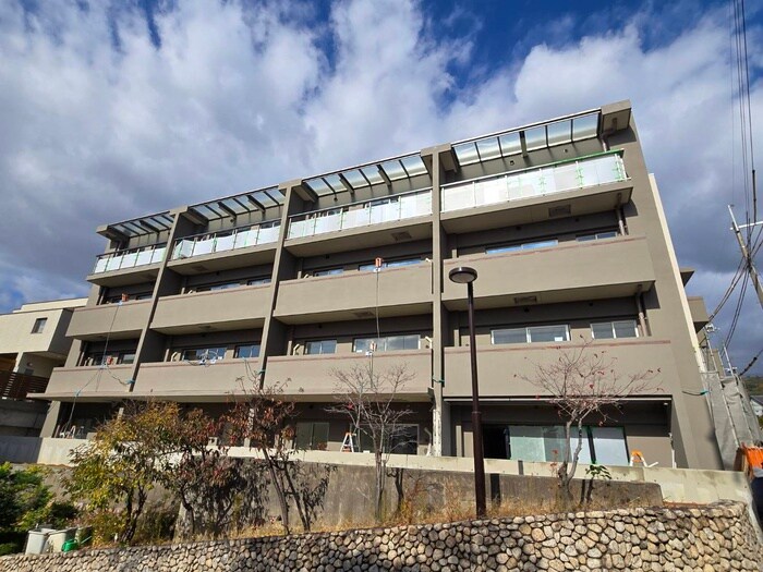 ミレーネ神戸住吉本町の物件外観写真