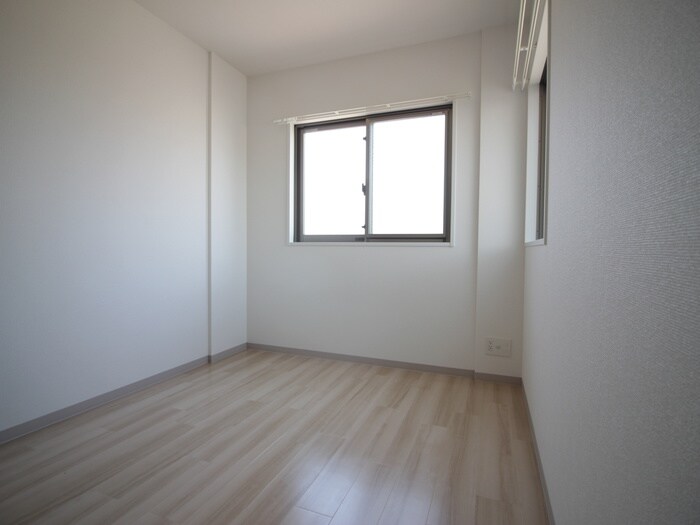 カサベルデ桂川の物件内観写真