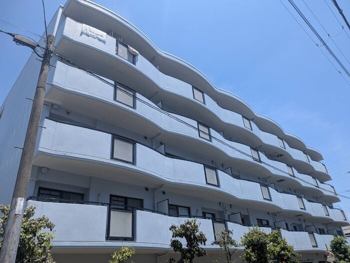 崇徳院ハイツの物件外観写真