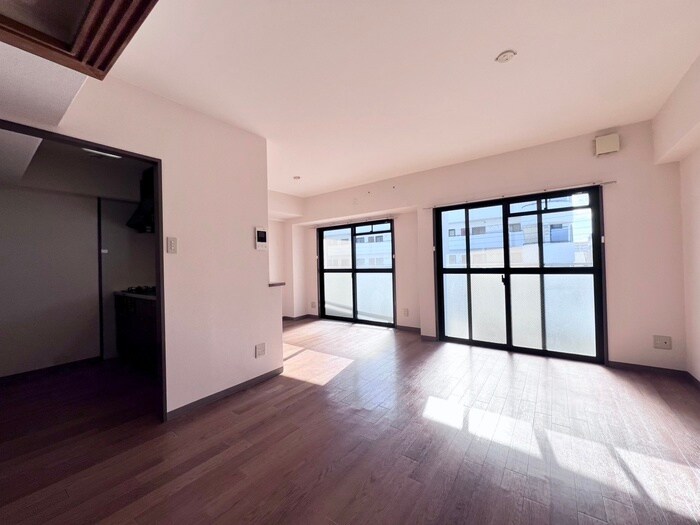 崇徳院ハイツの物件内観写真