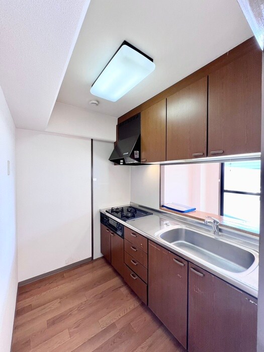 崇徳院ハイツの物件内観写真