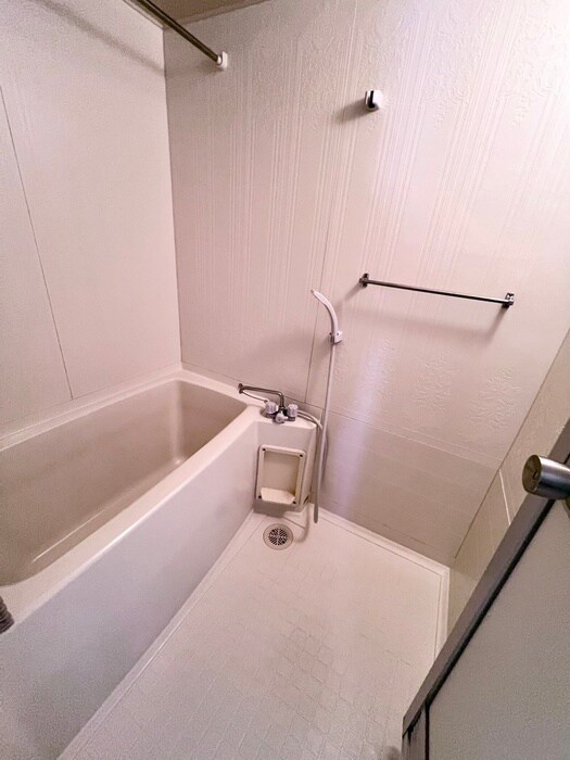 崇徳院ハイツの物件内観写真