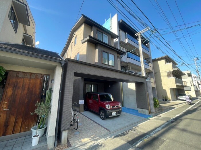 グランマーレ御所西の物件外観写真