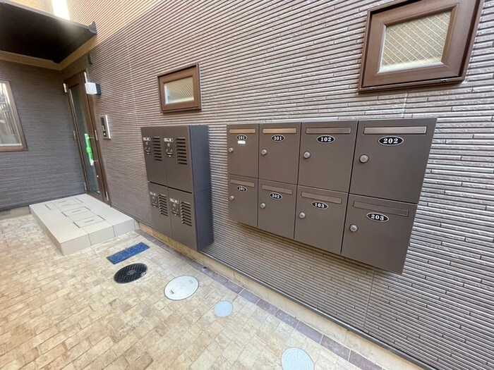 グランマーレ御所西の物件外観写真