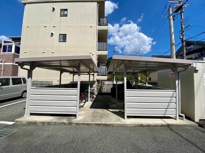 ドミ－ル・アオイの物件外観写真