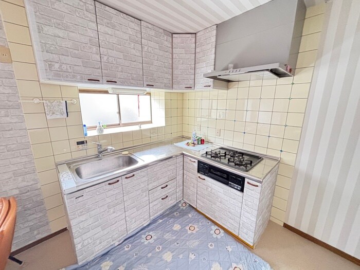 久世殿城町270-7貸家の物件内観写真