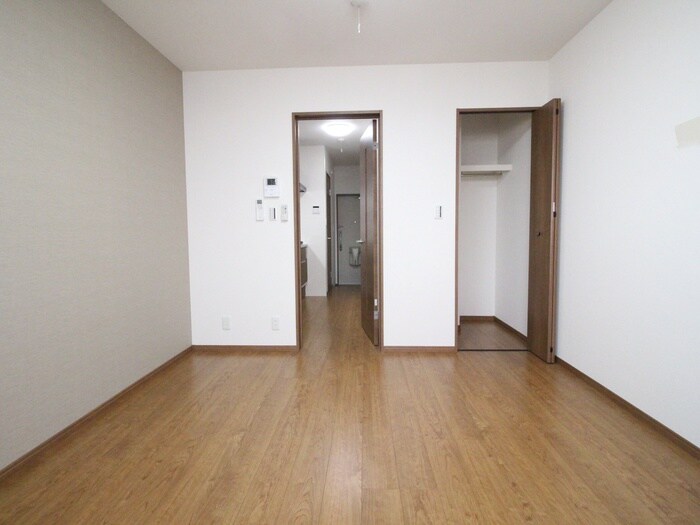 デュラカーサ・ルシア鳥羽街道の物件内観写真