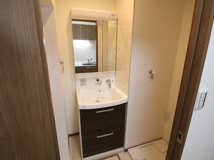 デュラカーサ・ルシア鳥羽街道の物件内観写真