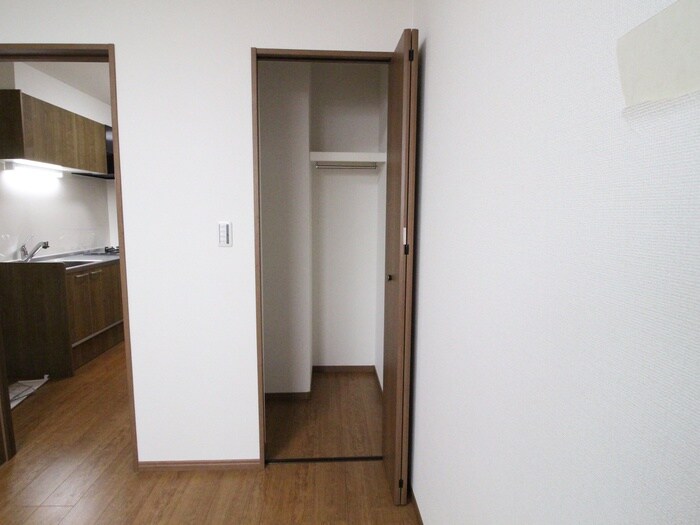 デュラカーサ・ルシア鳥羽街道の物件内観写真