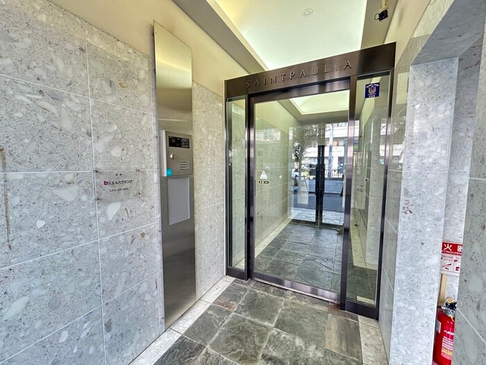 セントポ－リア西大路七条の物件外観写真