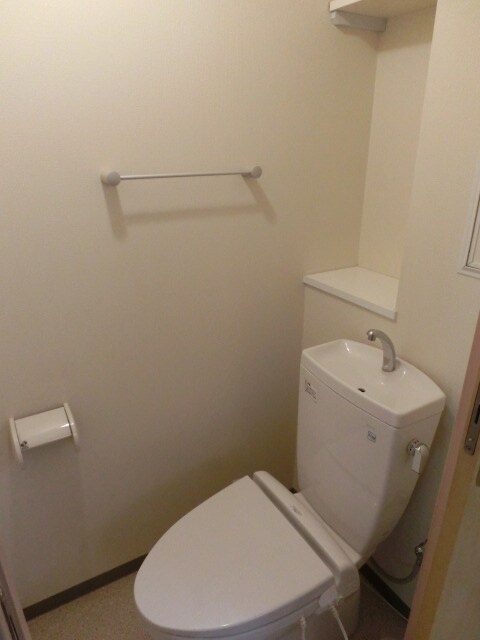 セントポ－リア西大路七条の物件内観写真