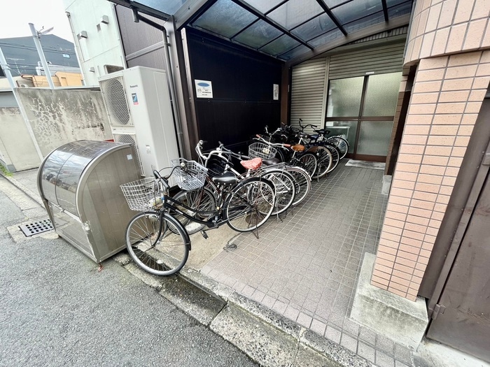 ベルステ－ジ東山の物件外観写真