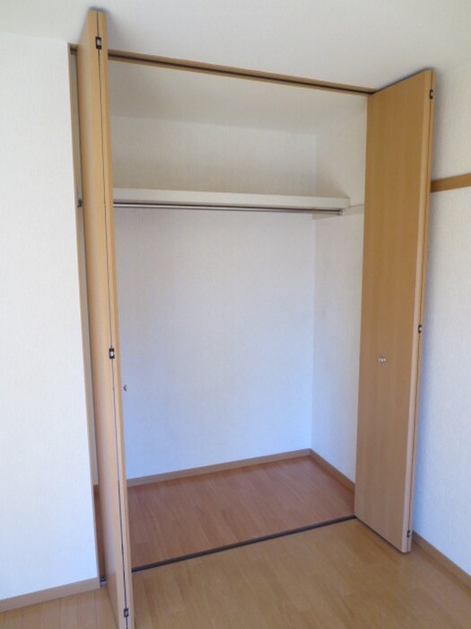 メゾン　ド　エトワールA棟の物件内観写真