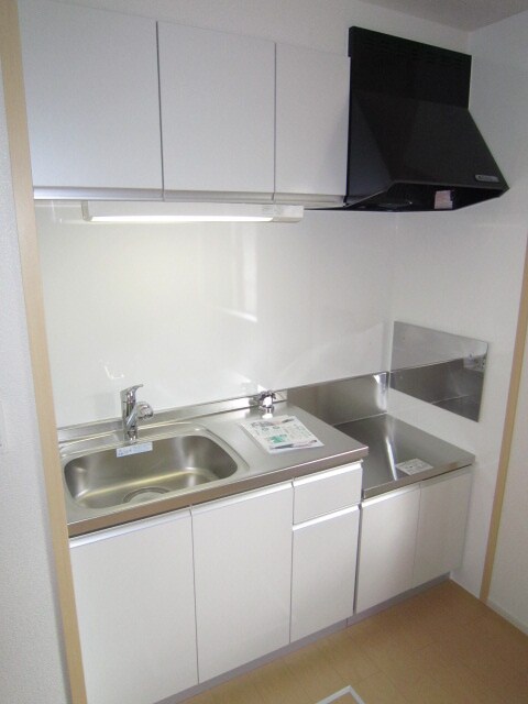 ファミ－ル　キンダⅡの物件内観写真