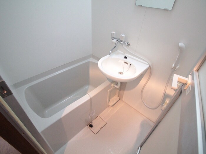 ヴィラ・ヒトミの物件内観写真