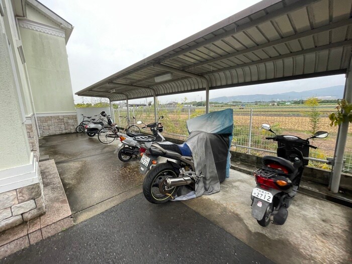 フォレスタ伏見の物件外観写真