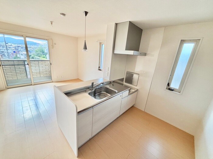 ファミ－ユ・Ｍの物件内観写真