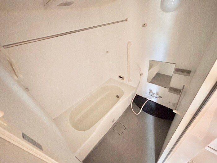 ファミ－ユ・Ｍの物件内観写真