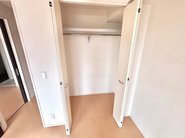 ファミ－ユ・Ｍの物件内観写真