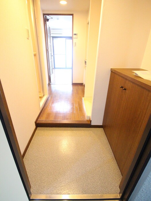 センターフィールドⅢの物件内観写真