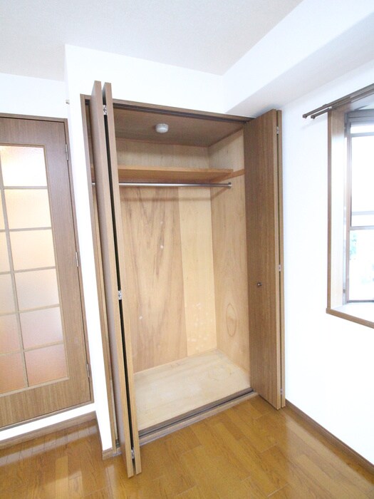 センターフィールドⅢの物件内観写真