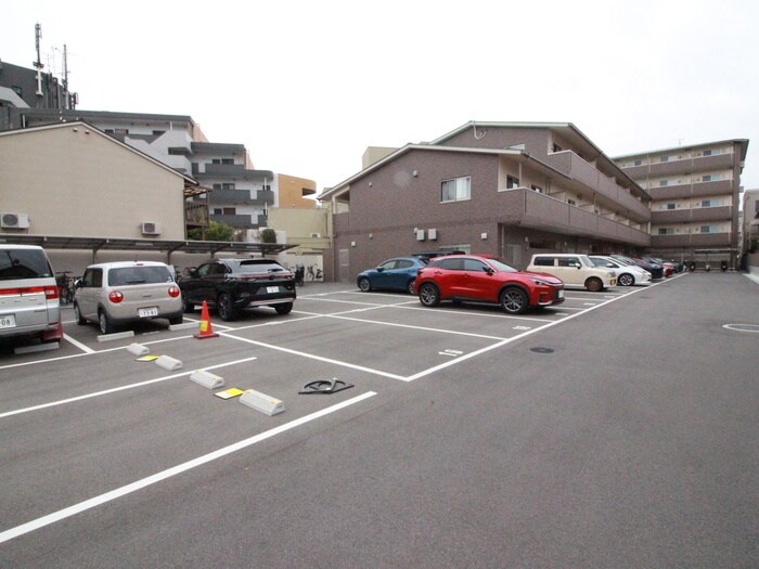 シャルレ7番館の物件外観写真